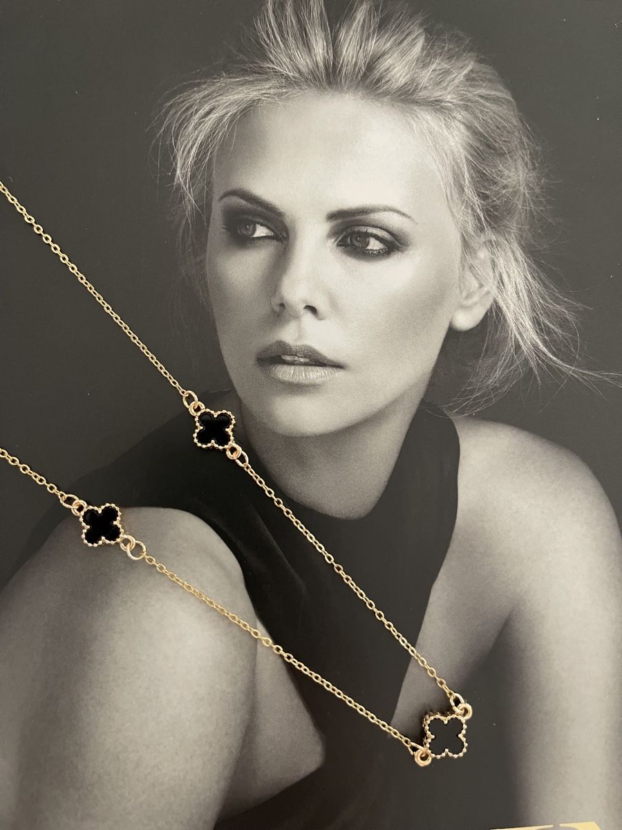 Catenine: Elegante Halskette mit Kleeblatt-Elementen – Nuovo (secondo la descrizione) da Winkel venduto da Glamour4You 2