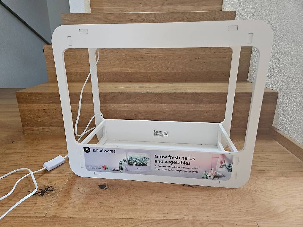 Lampade: LED Pflanzlicht / Anzuchtlampe – Usato da Rorschacherberg venduto da sut86 1