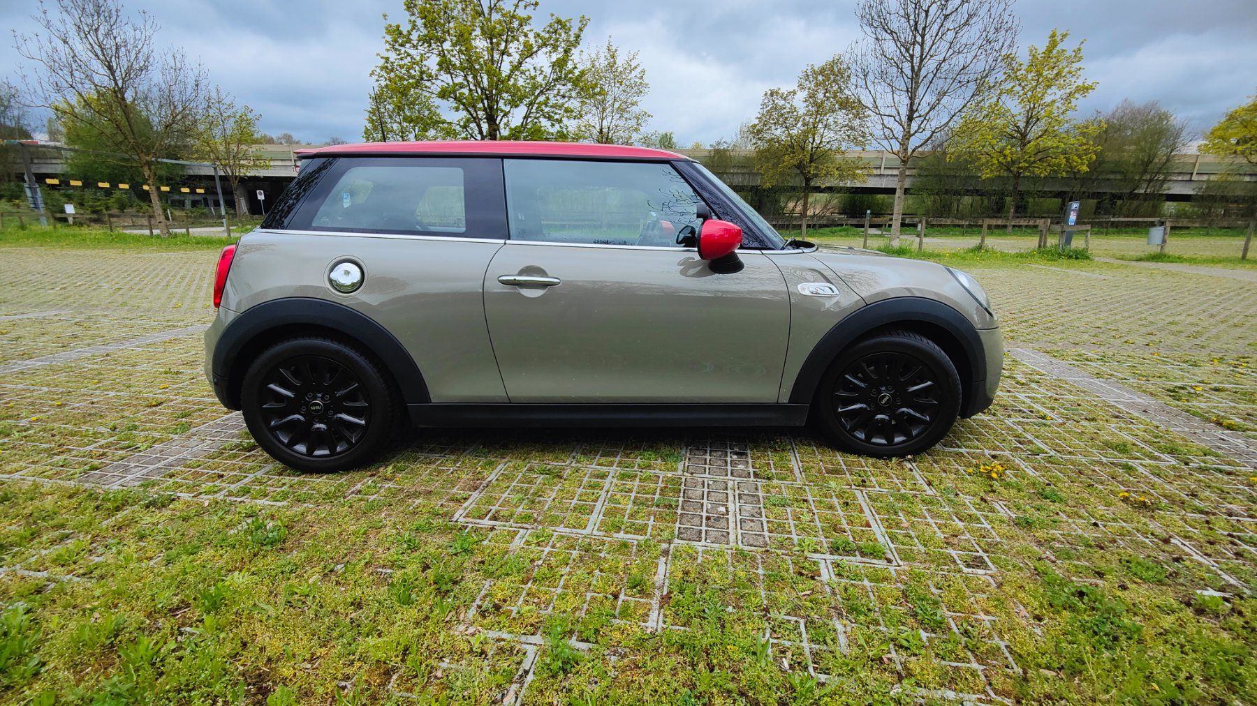 Mini Automobili: Mini Cooper S 192PS – Usato da Luzern venduto da Soorsi6210 1