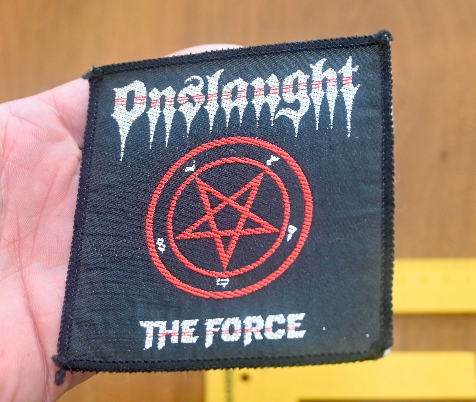 Schallplatten: VINTAGE Onslaught PATCH The Force BADGE – Gebraucht aus Pfaffhausen von mono_rec