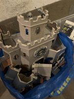 Playmobil Ritterburg mit Zubehör gebrauchter Zustand