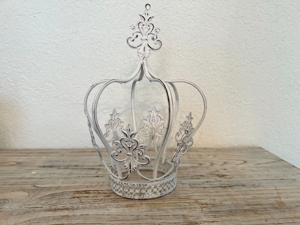 Krone im Shabby Chic Look (Neu (gemäss Beschreibung)) in Wolfwil für ...