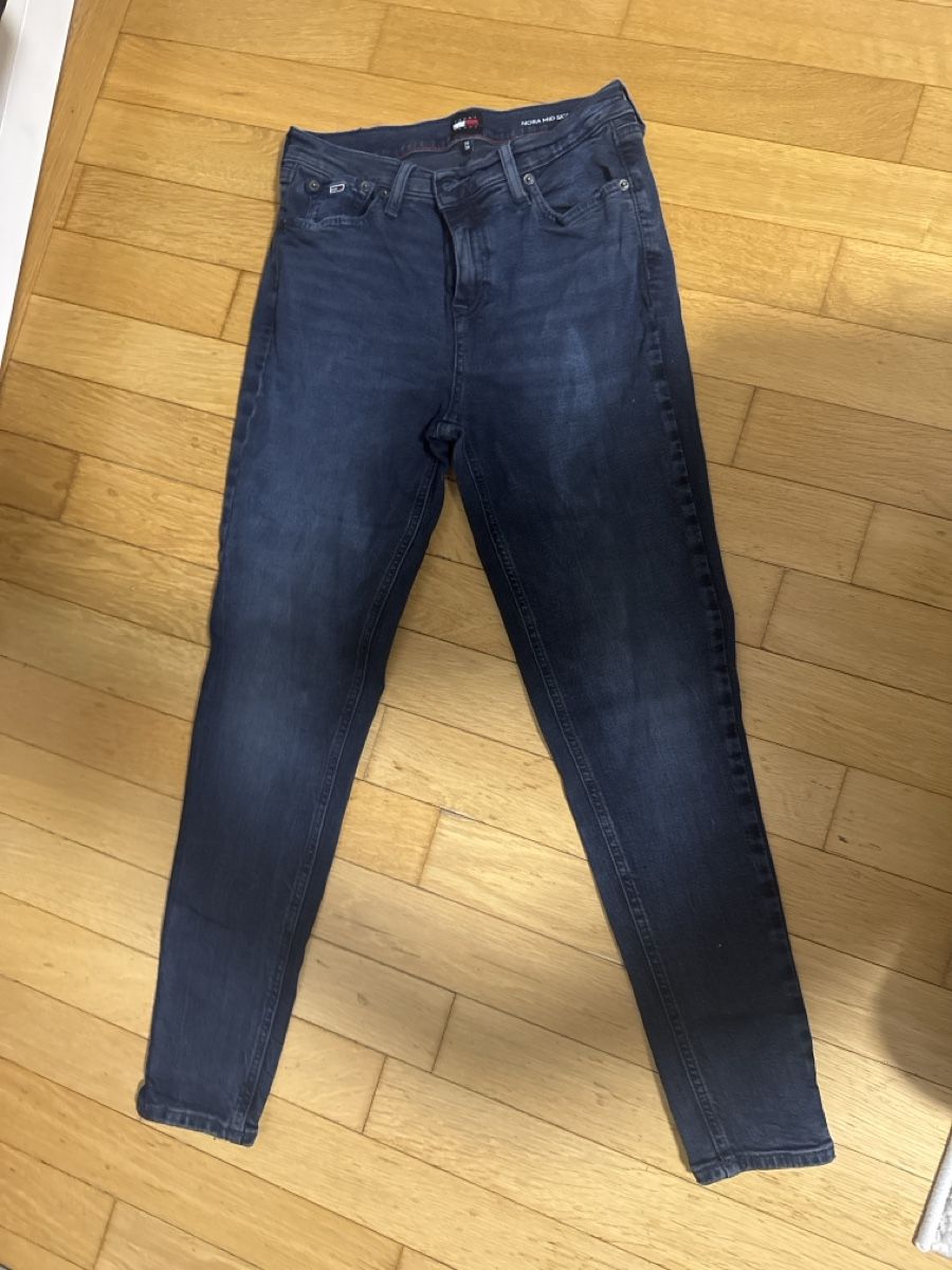 Tommy Hilfiger Jeans: Tommy Jeans Gr. W28 L28 – Gebraucht aus Füllinsdorf von silberstern110