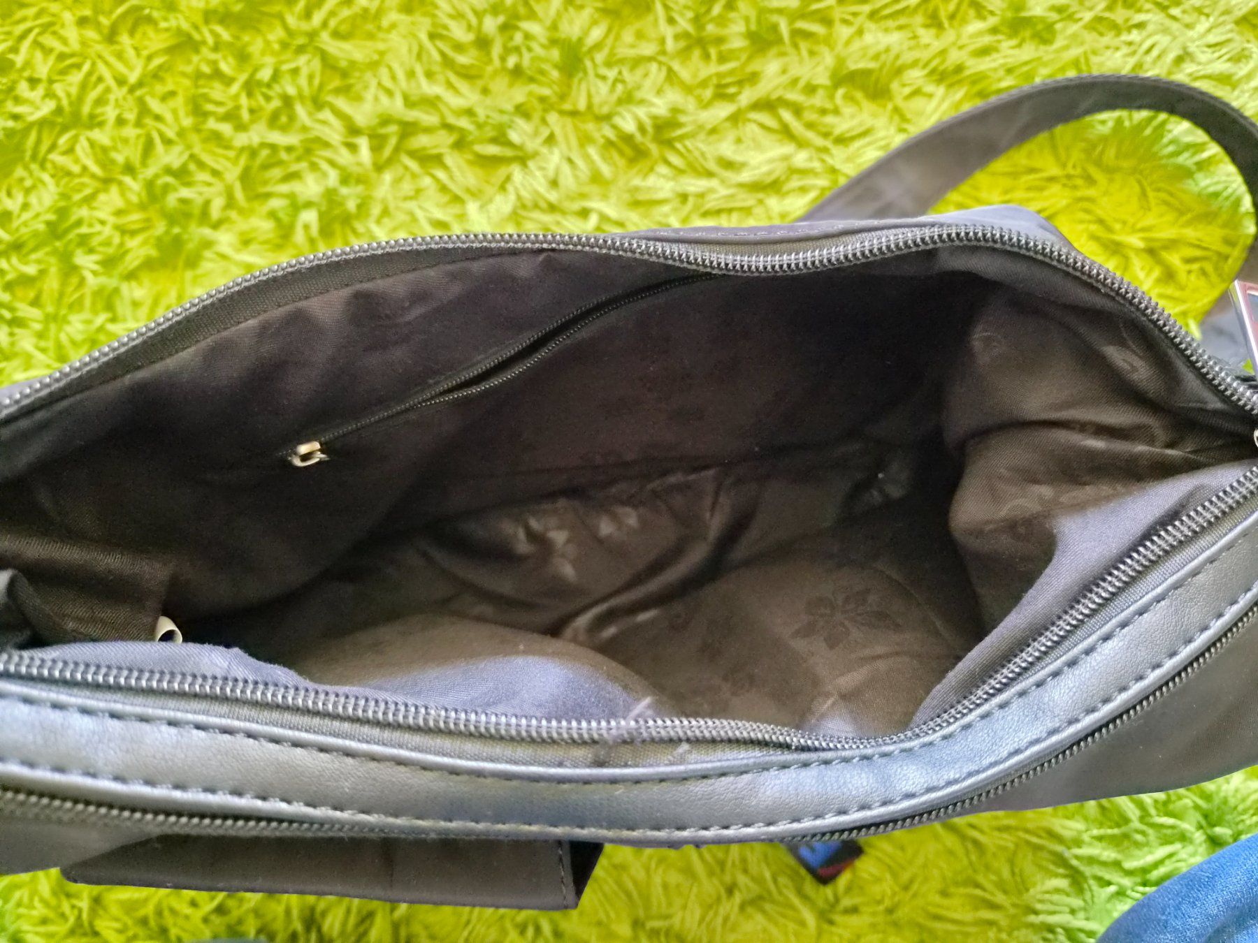 Borse da donna: Schöne schwarze Handtasche – Usato da Zürich venduto da chralo 2