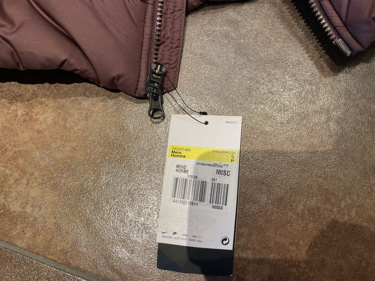 Nike Giacche & Cappotti: Nike Jacke Grosse 170 – Nuovo e nell'imballaggio originale da Binningen venduto da Rhylax 1