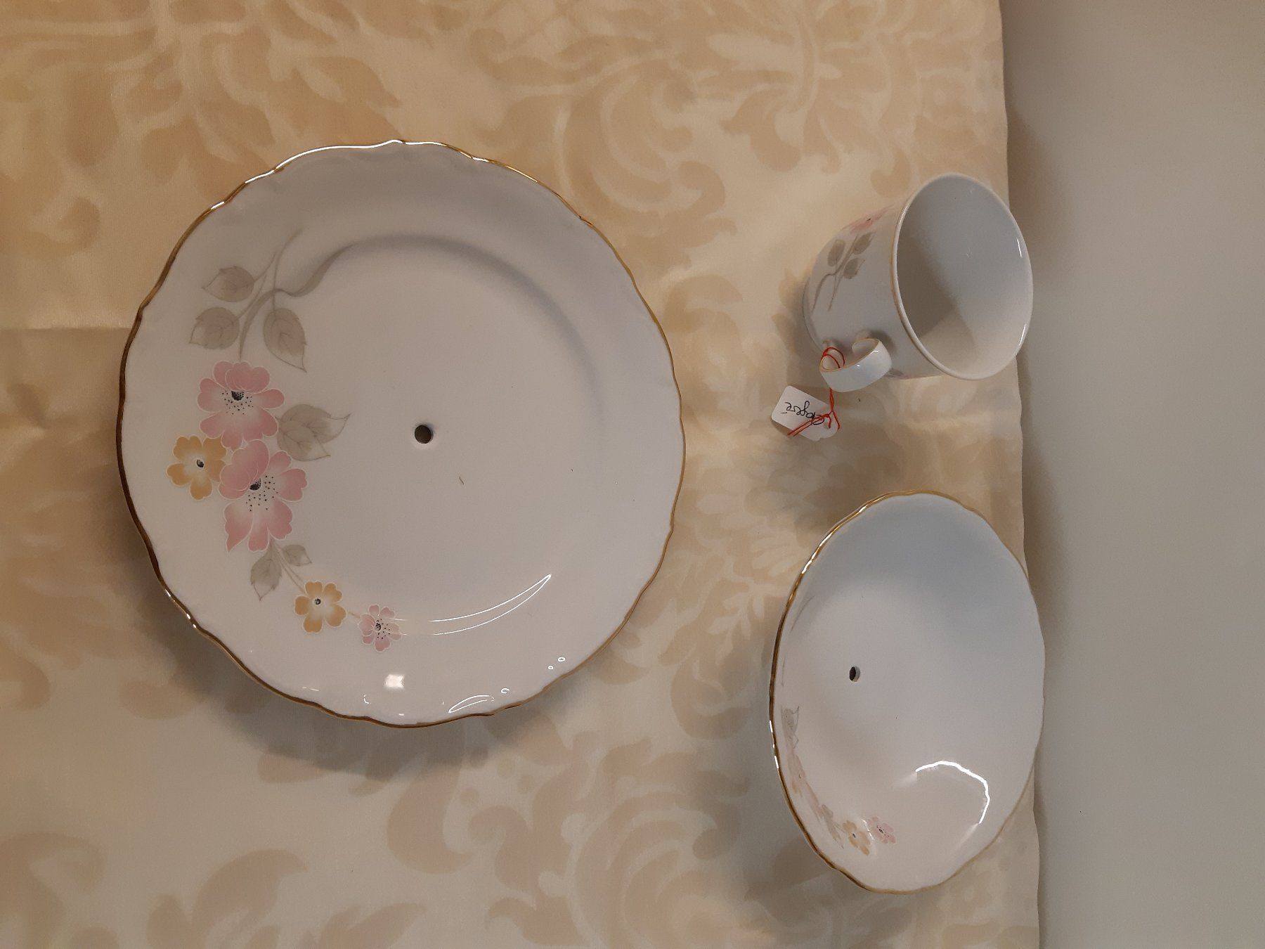 Piatti di portata: verschiedene Etagere – Usato da Studen SZ venduto da Handwerkstatt9698 2