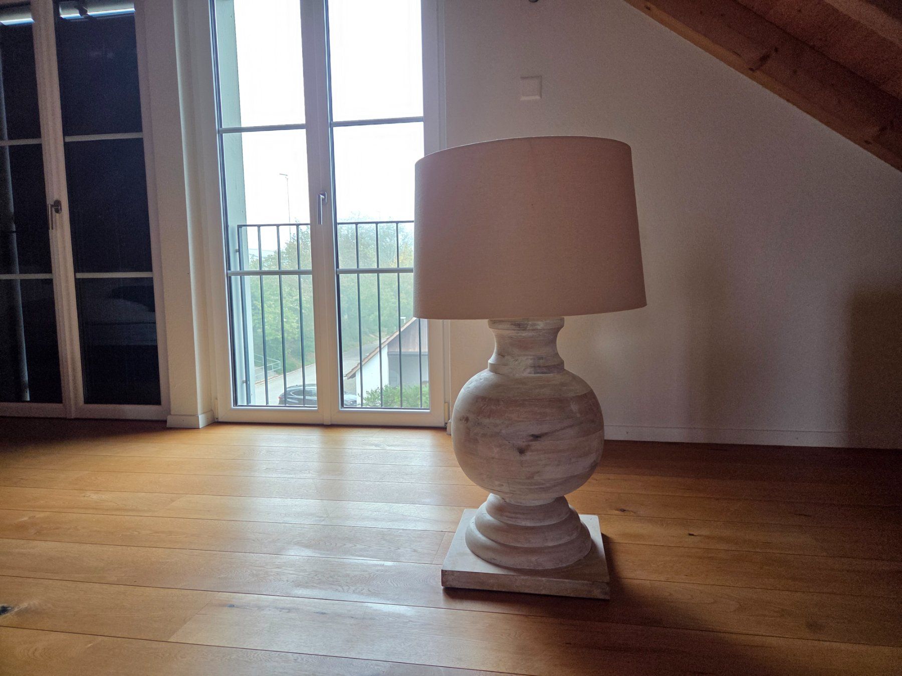 Lampes: Grosse und massive Stehlampe – D'occasion à Ossingen par Combeferre 1