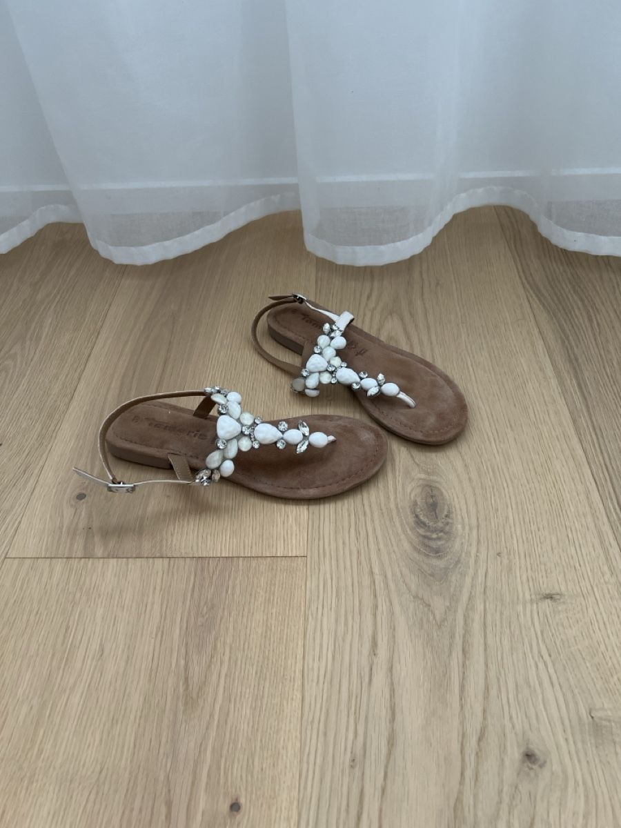 Tamaris Scarpe da donna: Sandalen Tamaris weiss Grösse 39 – Nuovo (secondo la descrizione) da Röschenz venduto da caarmeeliinaaa