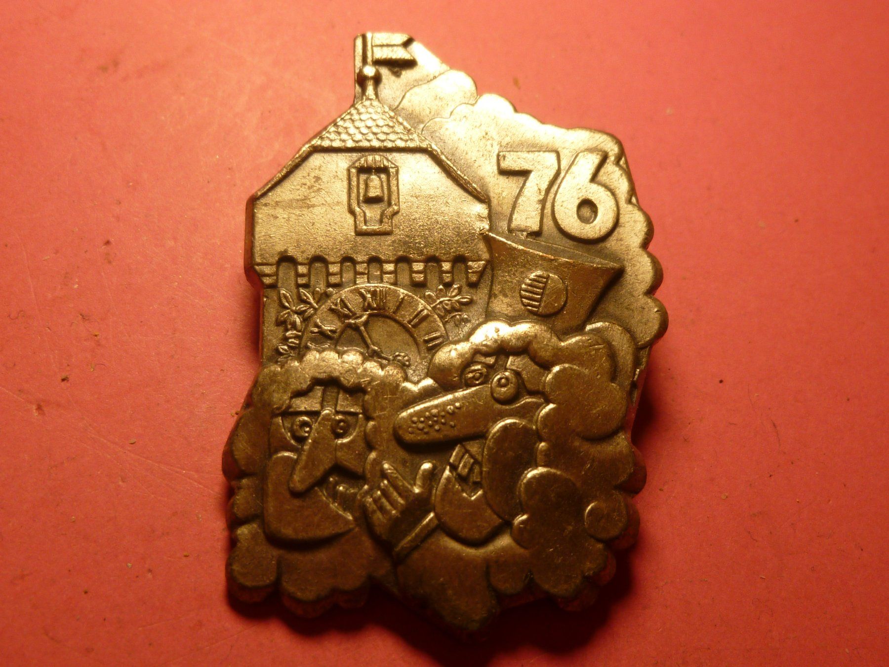 Plaketten & Abzeichen: LUZERN 1976 SILBER – Gebraucht aus Ried (Muotathal) von Mandarin02