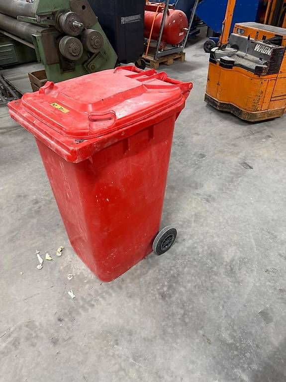 Sonstiges für Büro & Gewerbe: Praktischer Kunststoffcontainer  – Gebraucht aus Wolhusen von majesoj 1