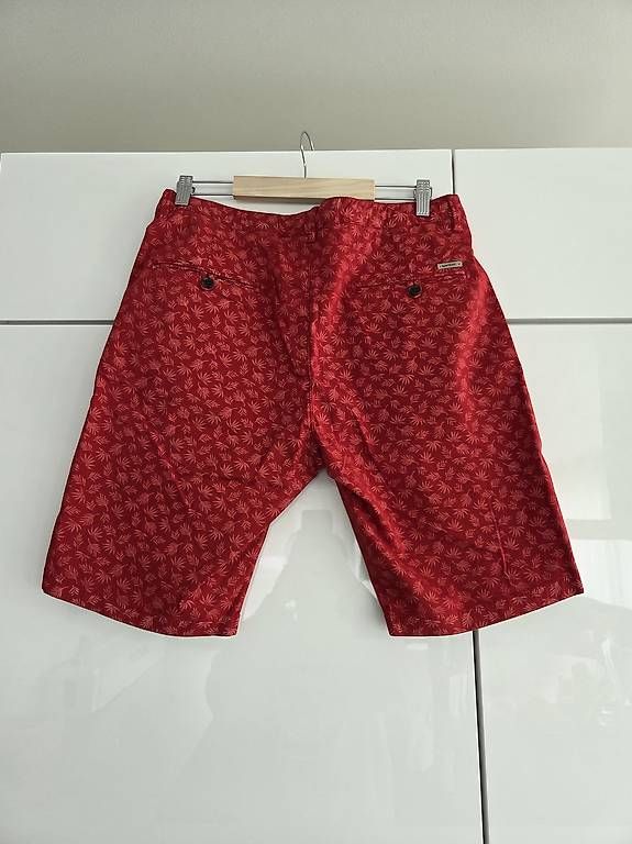 Navyboot Hosen: Kurze gemusterte rote Navyboot Hosen Men – Gebraucht aus Rüfenacht BE von Biancaro 1