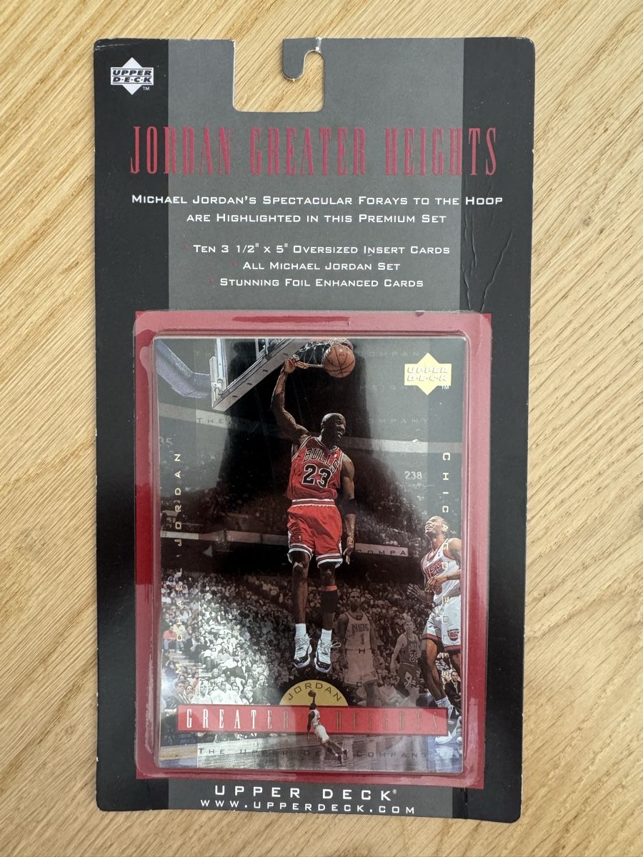 Jordan Carte collezionabili: Upper Deck Michael Jordan Greater Heights Set 10 Cards – Nuovo (secondo la descrizione) da Founex venduto da egz_58qz