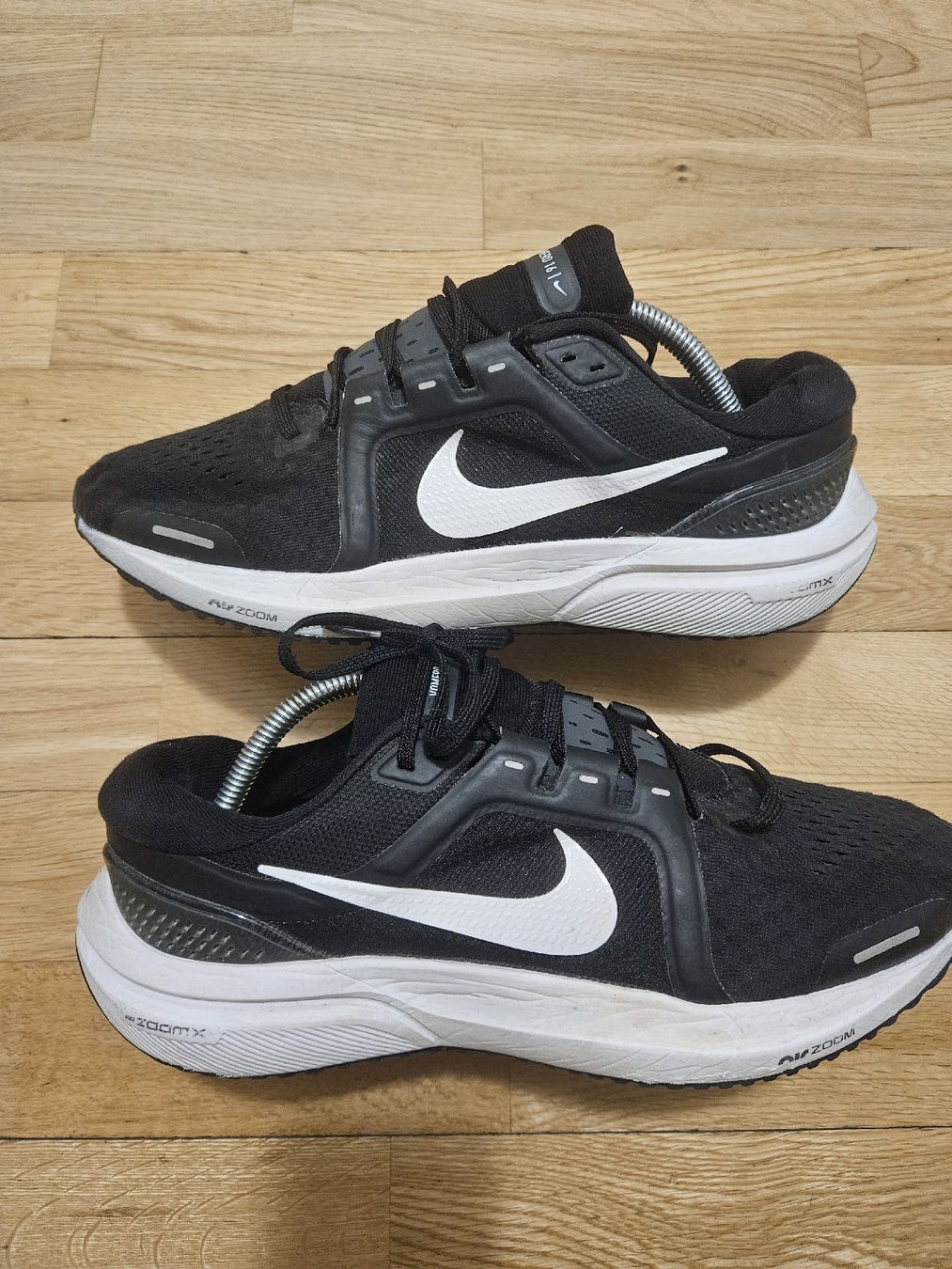 Nike Scarpe da uomo: Nike Vomero 16 Schuhe Gr 42.5  – Usato da Emmenbrücke venduto da TopGato 2