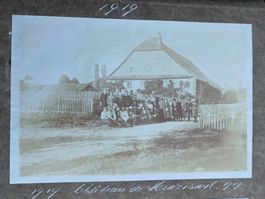 Antikes Photo / Menziswil FR - Bauernhof mit Familie 1919