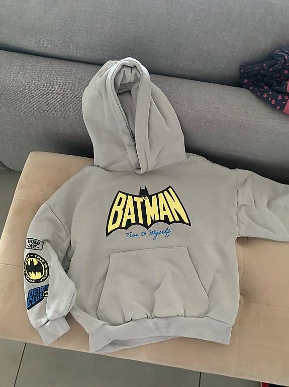Maglioni & Felpe: Batman Zara Sweater  – Nuovo e nell'imballaggio originale da Dübendorf venduto da audreydes