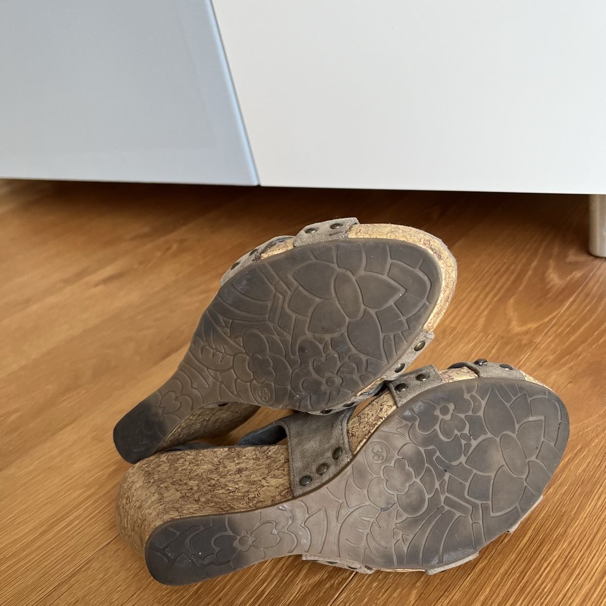 Damenschuhe: Schuhe Gr.36 – Gebraucht aus Stäfa von Exclusive0 2