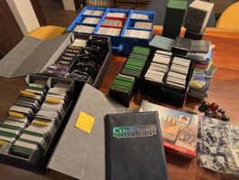 MTG Sammlung: mehrere 1000 Karten + Commander Deck + Zubehör