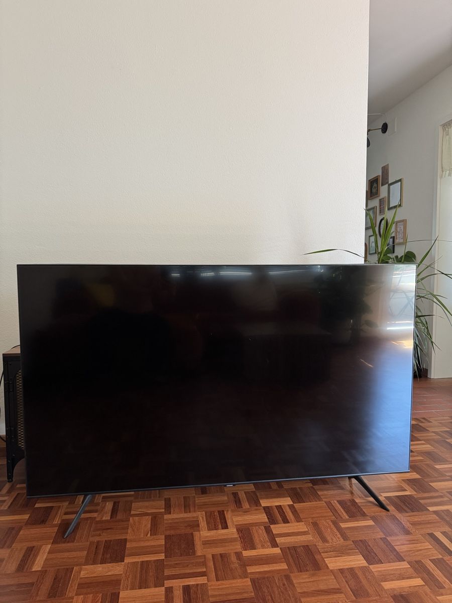 Fernseher: Samsung TV - 65 ZOLL – Gebraucht aus Zürich von LukasFroelich 1