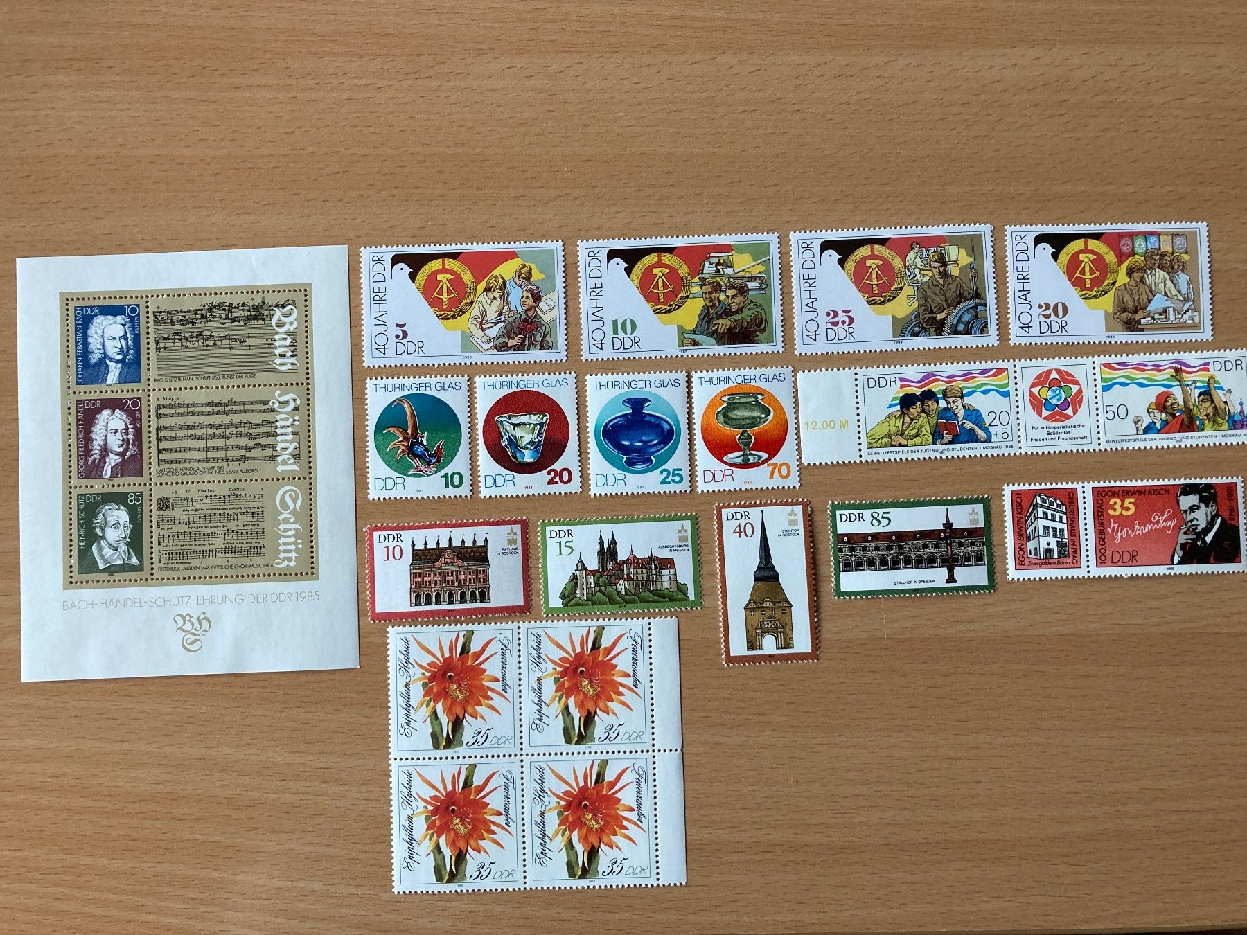 Tutti i francobolli: Briefmarken DDR postfrisch mit Gummi – Nuovo (secondo la descrizione) da Lütisburg venduto da wiesenpippau