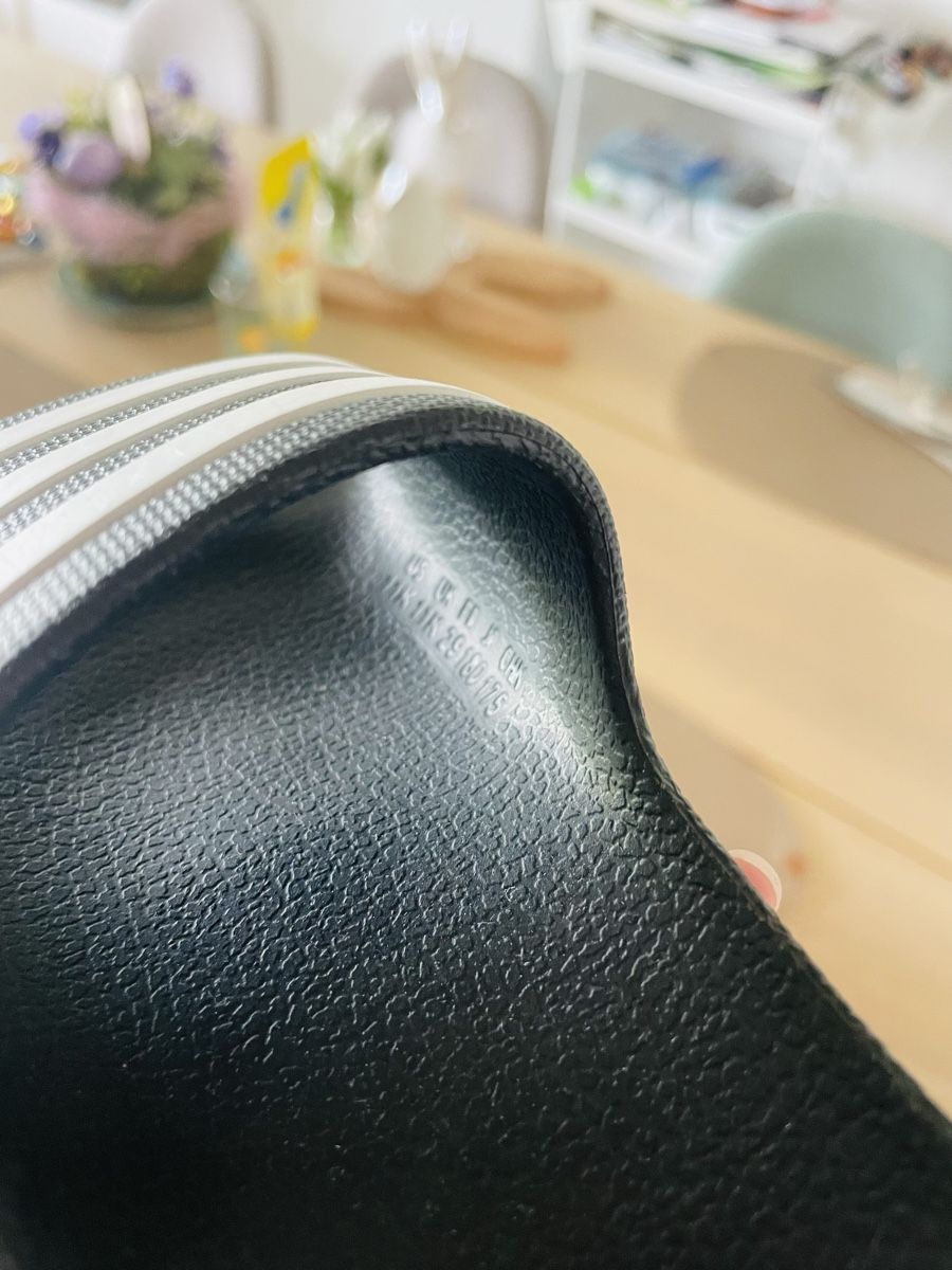 Adidas Scarpe per ragazzi: Adiletten Grösse 29 – Usato da Oberneunforn venduto da Jonasdietschi 3