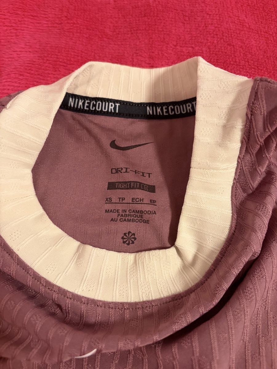 Nike T-shirt: Sportt-shirts – Nuovo (secondo la descrizione) da Geroldswil venduto da ali_rpw6 2