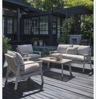 Gartenmöbel Set mit 2 Sesseln, Sofa und Tisch Holz hellgrau