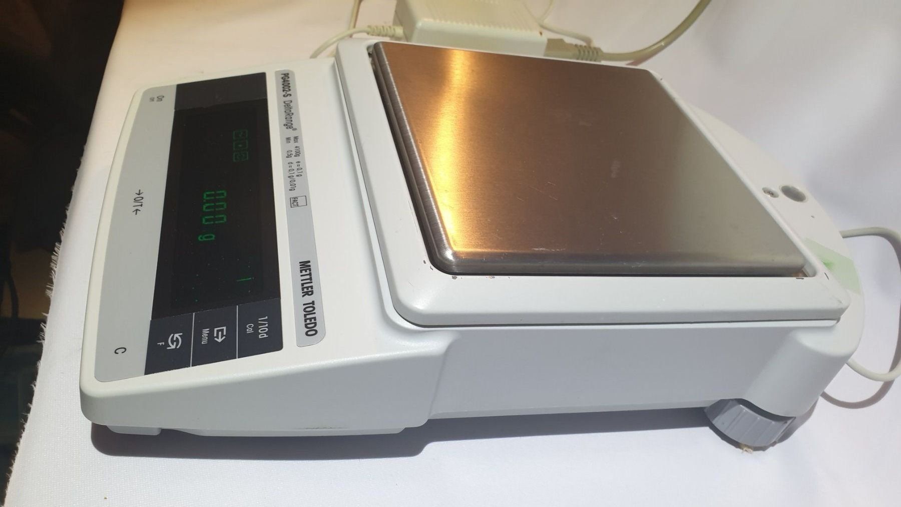 Mettler Toledo Accessori da laboratorio: Mettler Toledo PG4002-S DeltaRange - Max. 4100g – Usato da Muttenz venduto da Glaucos 2