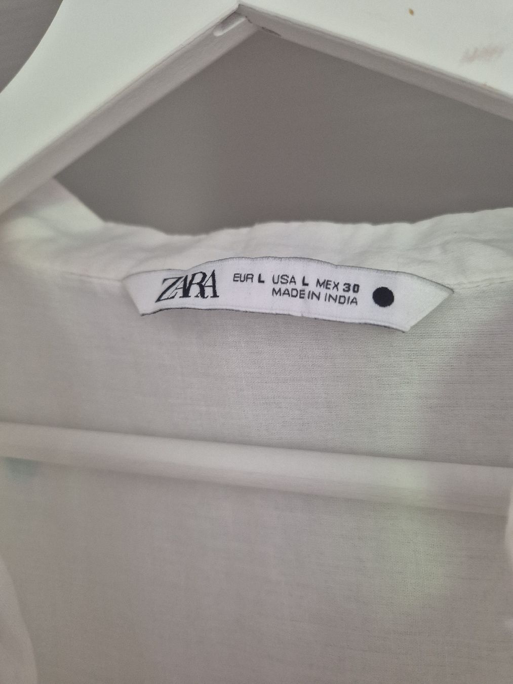 Zara Vestiti: 1 abito Zara e 1 H&M ,usate poche volte – Usato da Luzern venduto da jen_9s9n 7