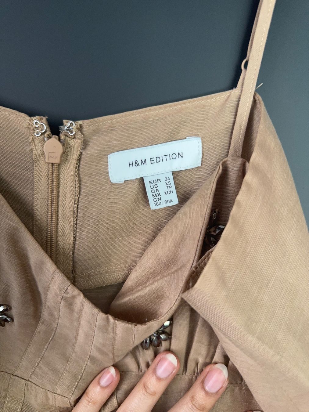 H&M Vestiti: H&M sheer brown maxi dress with side slit – Nuovo (secondo la descrizione) da Zürich venduto da hal_2yzx 2