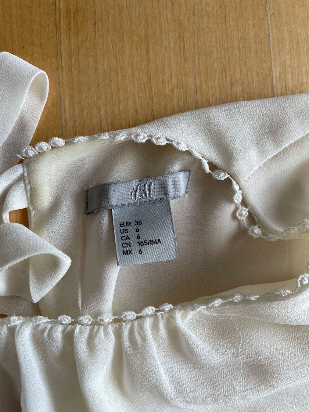 H&M Tops: Blusentop – Gebraucht aus Zofingen von Hathoway 2