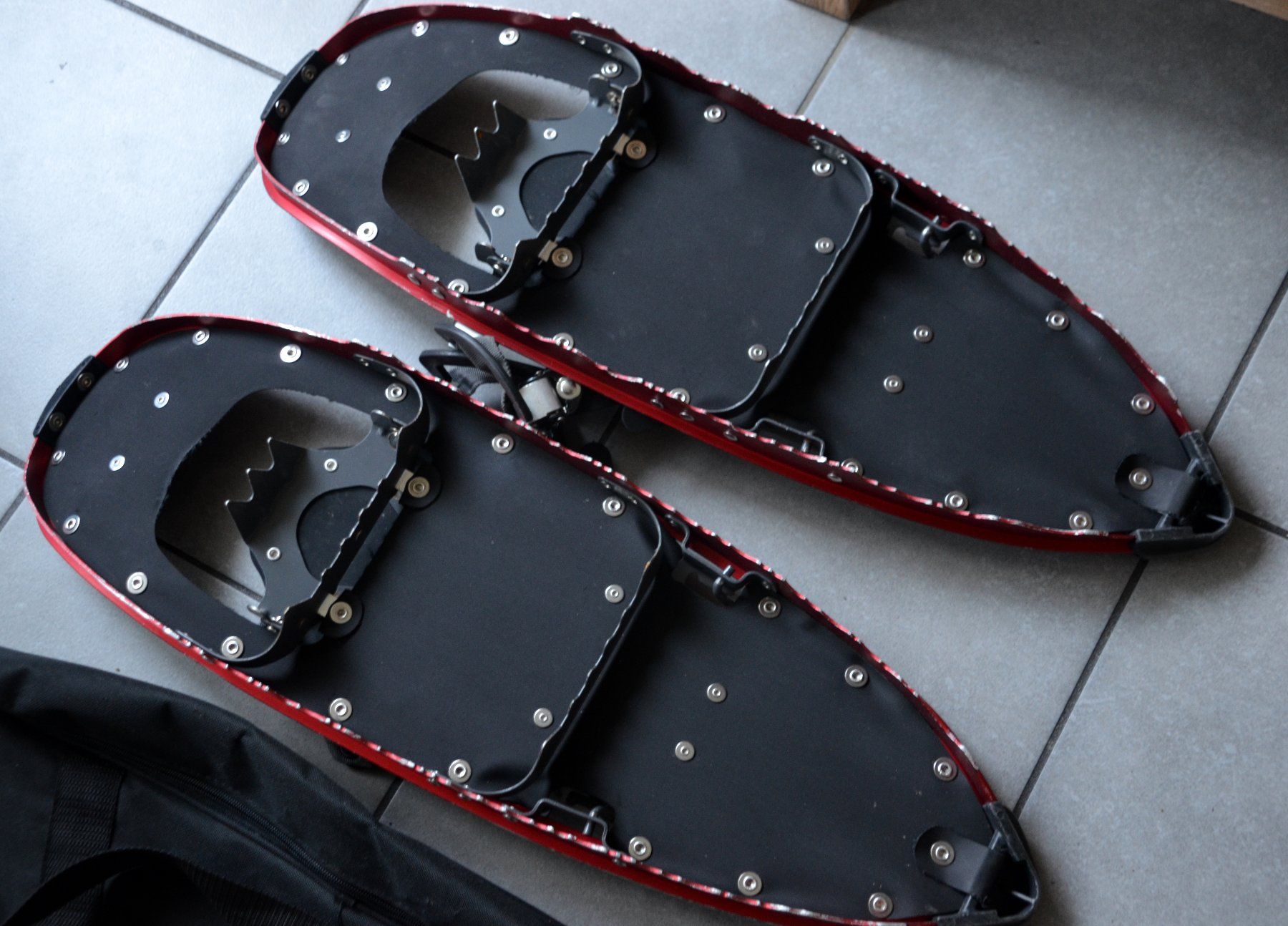 Scarpe da uomo: F2 Schneeschuhe / Raquettes à neige – Usato da Collonges venduto da arashee 5