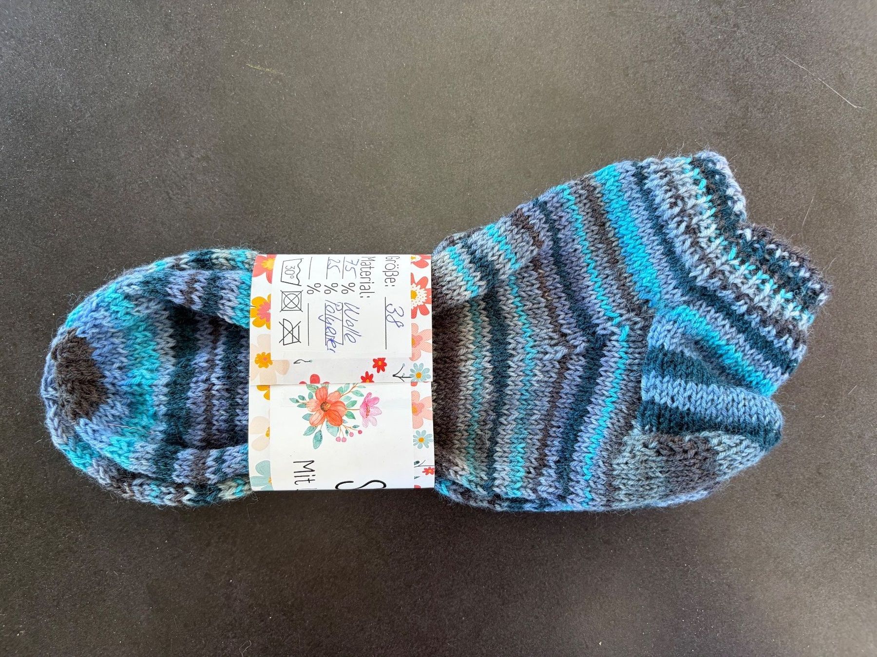 Chaussettes: selbst gestrickte Socken – Neuf (Voir description) à Obergösgen par Andre118 1