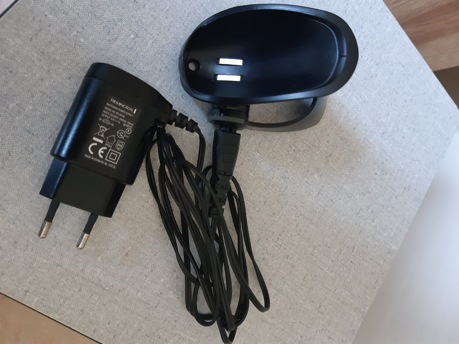 Remington Rasoi & Lamette da barba: Remington accessoires rasoir – Nuovo (secondo la descrizione) da Biel/Bienne venduto da Ligurie 2