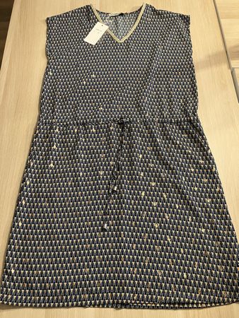 Robe d'été légère et confortable, taille M, neuve!
