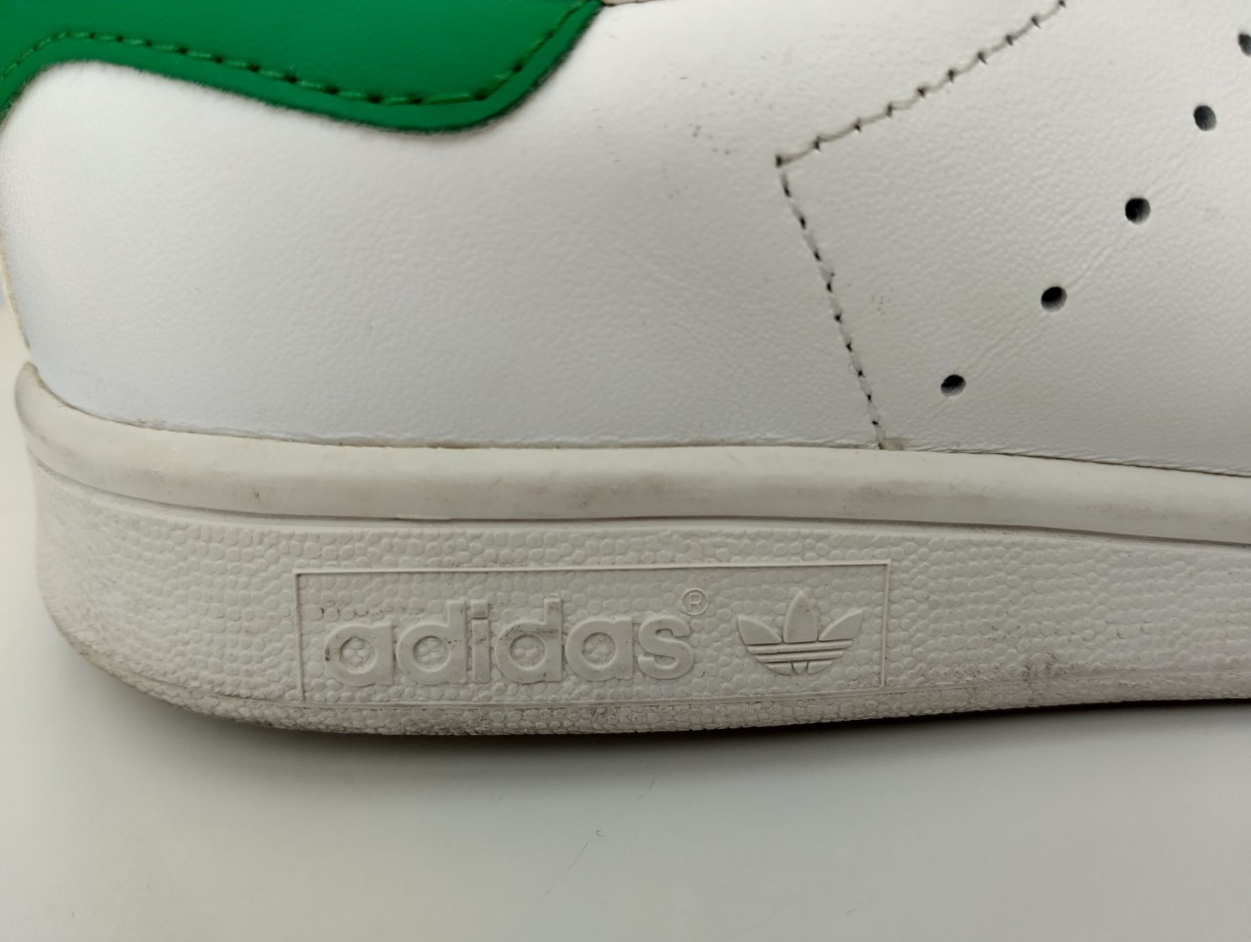 Scarpe da donna: Sneakers Stan Smith 36 /UK 4, portées 2x – Usato da Colombier NE venduto da Pims2127 1