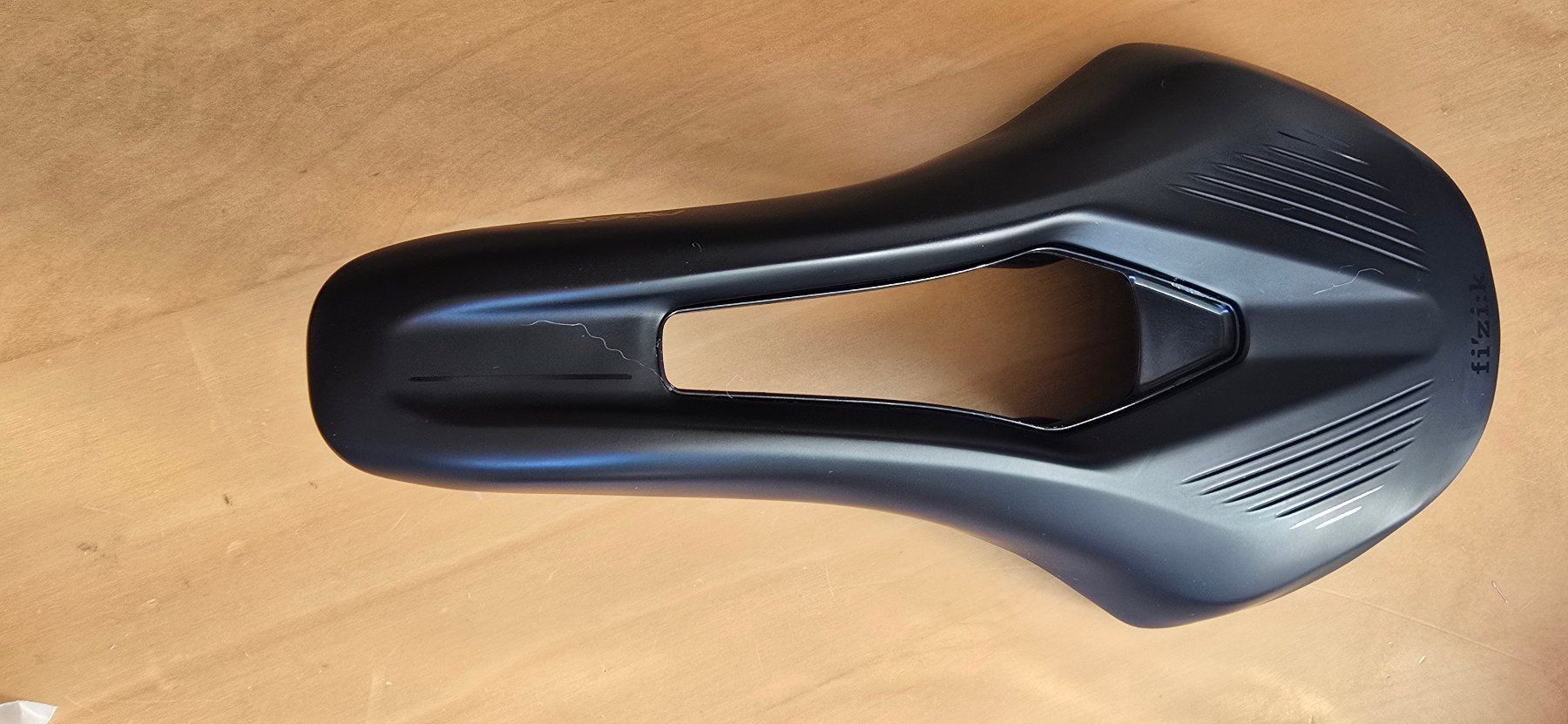 Fizik Pezzi di ricambio: Fizik Vento Argo R3 Kium Rail Sattel – Usato da St. German venduto da SchlufiPeter86