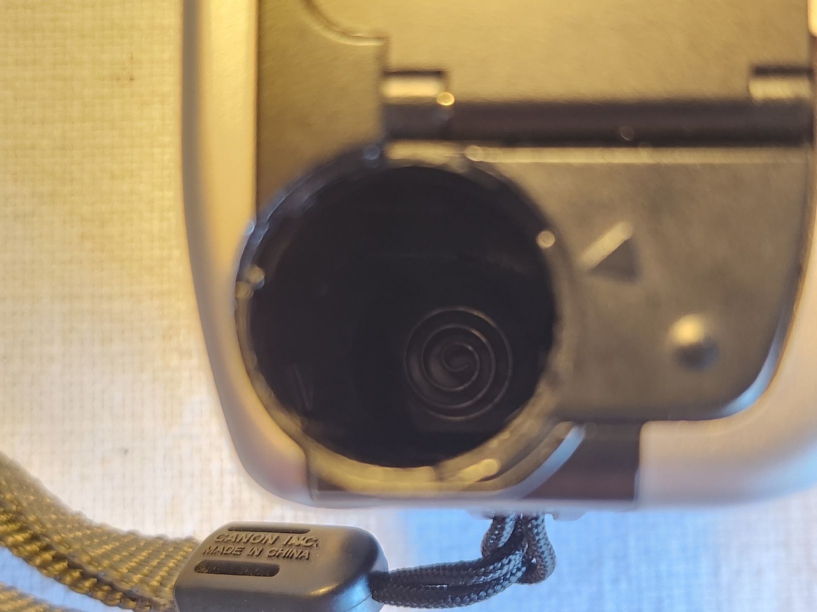 Canon Kamera: Canon IXUS Z90 AiAF APS Analog-Kompaktkamera – Gebraucht aus Zürich von BAENZERINO 7