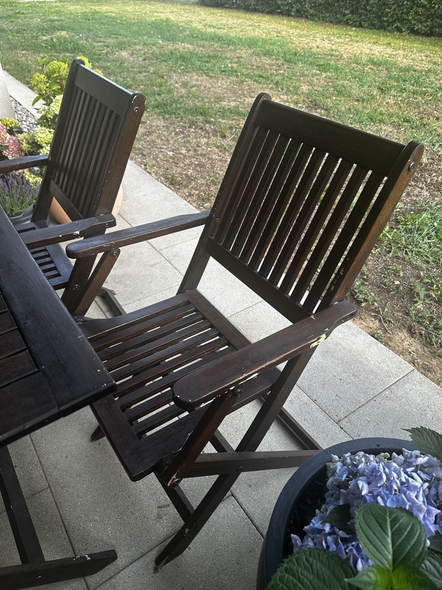 Set di tavolo e panche: Holz Gartenset - Klapptisch mit 4 Klappstühlen – Usato da Bibern SH venduto da Opia94 1
