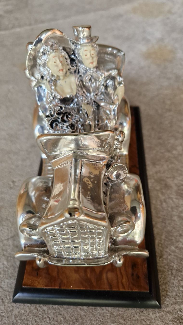 Statuette: Silber Hochzeitspaar im Oldtimer – Nuovo (secondo la descrizione) da Laufen venduto da nostalgie0811 1