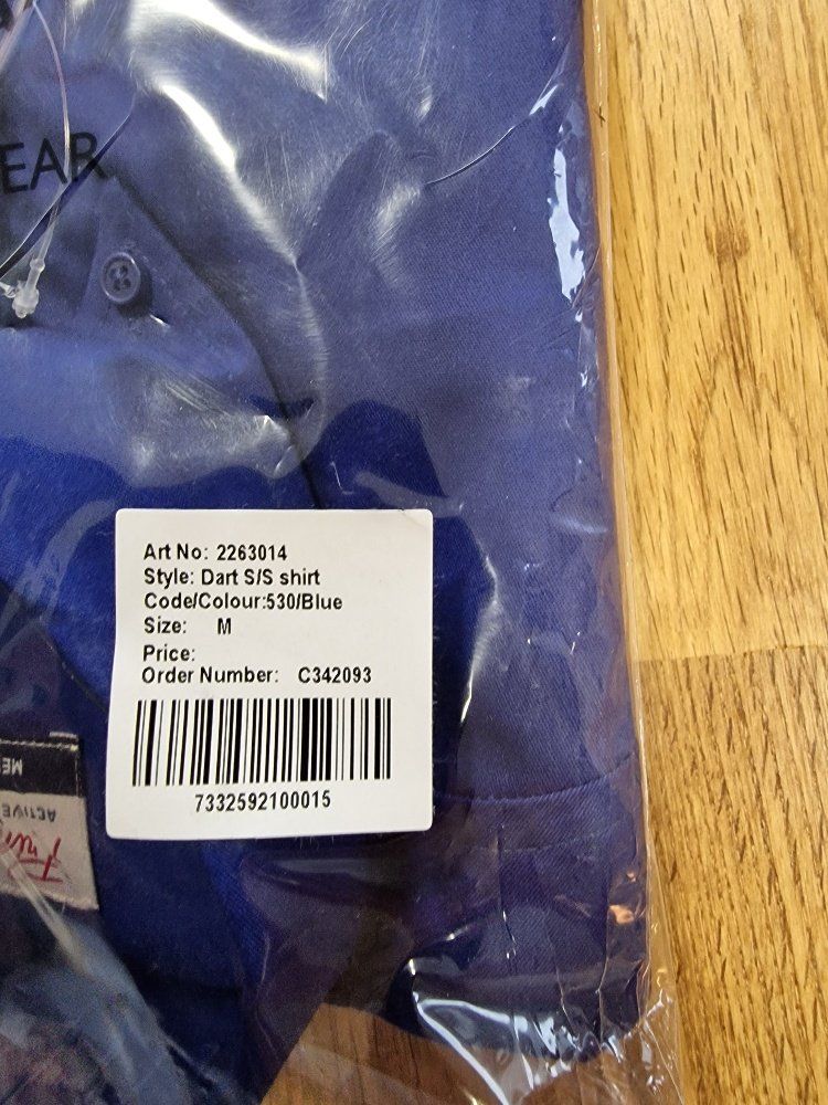 Hemden: Herren Kurzarm Hemd NEU – Gebraucht aus Sursee von Gornrgrat 2