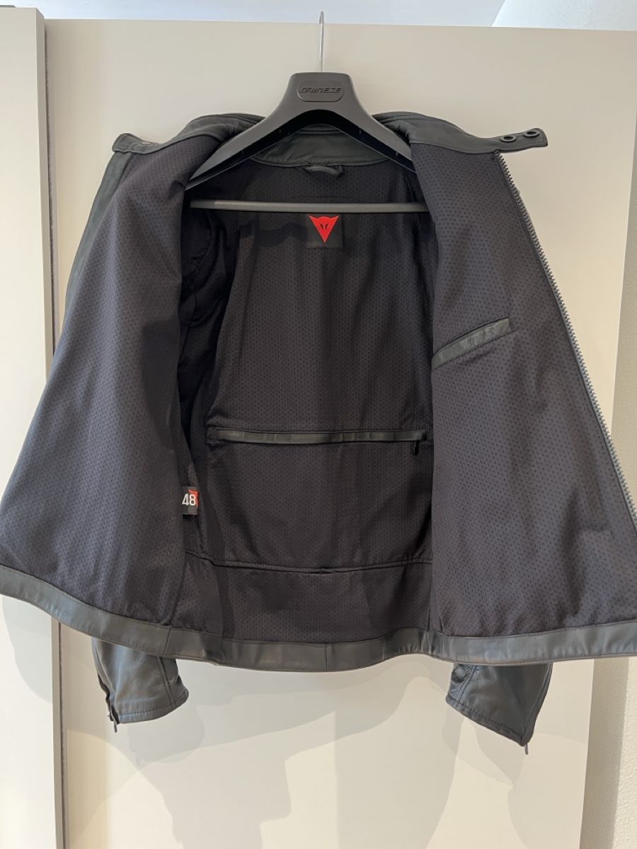 Giacche: Dainese Mike 2 Lederjacke Gr. 48 – Nuovo (secondo la descrizione) da Rüeggisberg venduto da NVisuals 2
