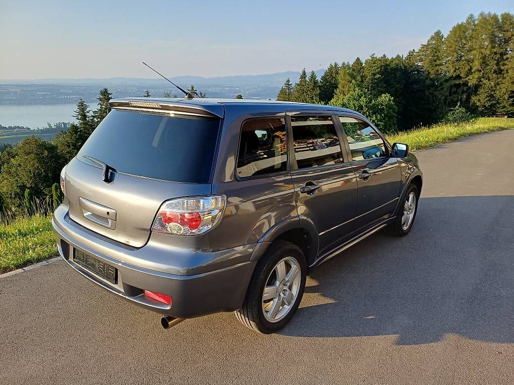 Autos: Mitsubishi Outlander – Gebraucht aus Feusisberg von LWF90 3