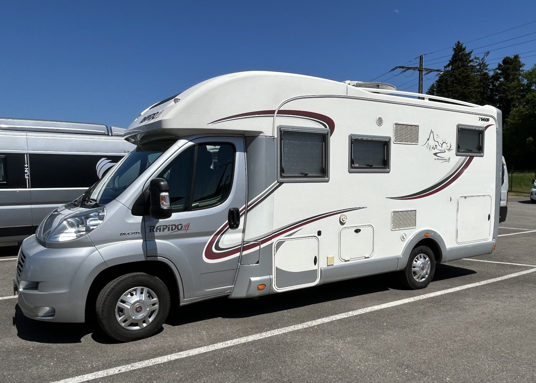 Rapido Veicoli da campeggio: Camper Rapido 766DF – Usato da Rümligen venduto da Itram65