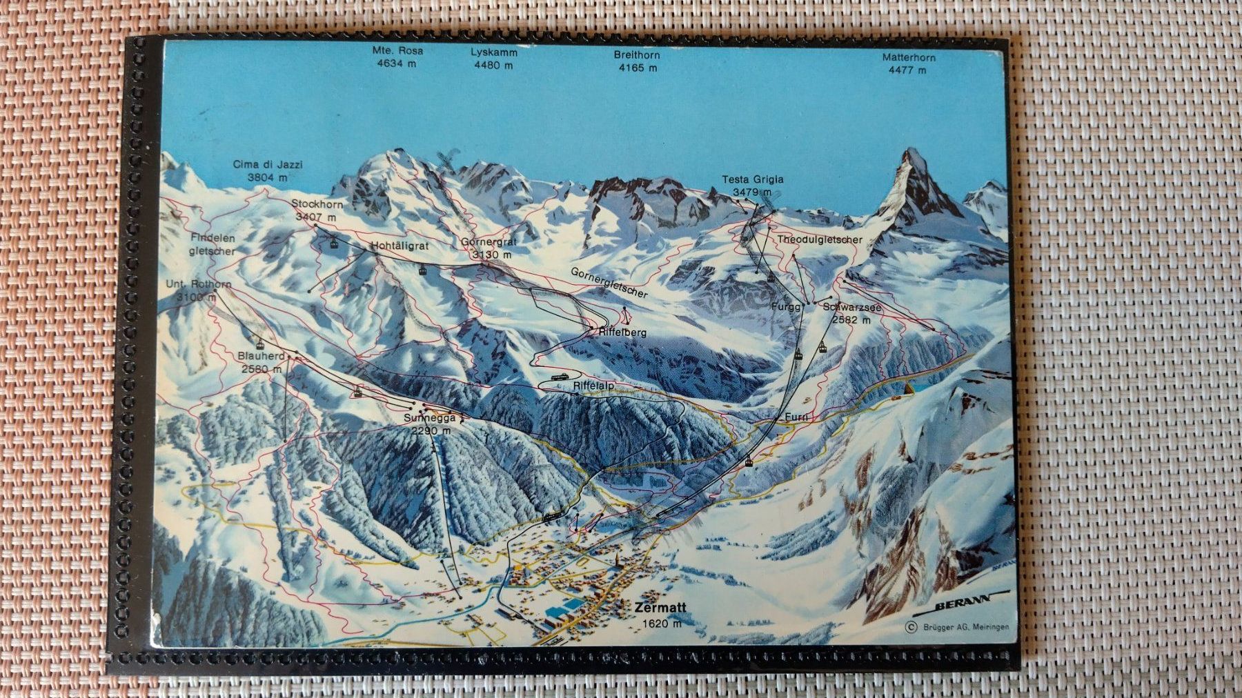 Cartoline postali: Ansichtskarte Zermatt Matterhorn mit Pistenplan – Usato da Zürich venduto da dschwab3