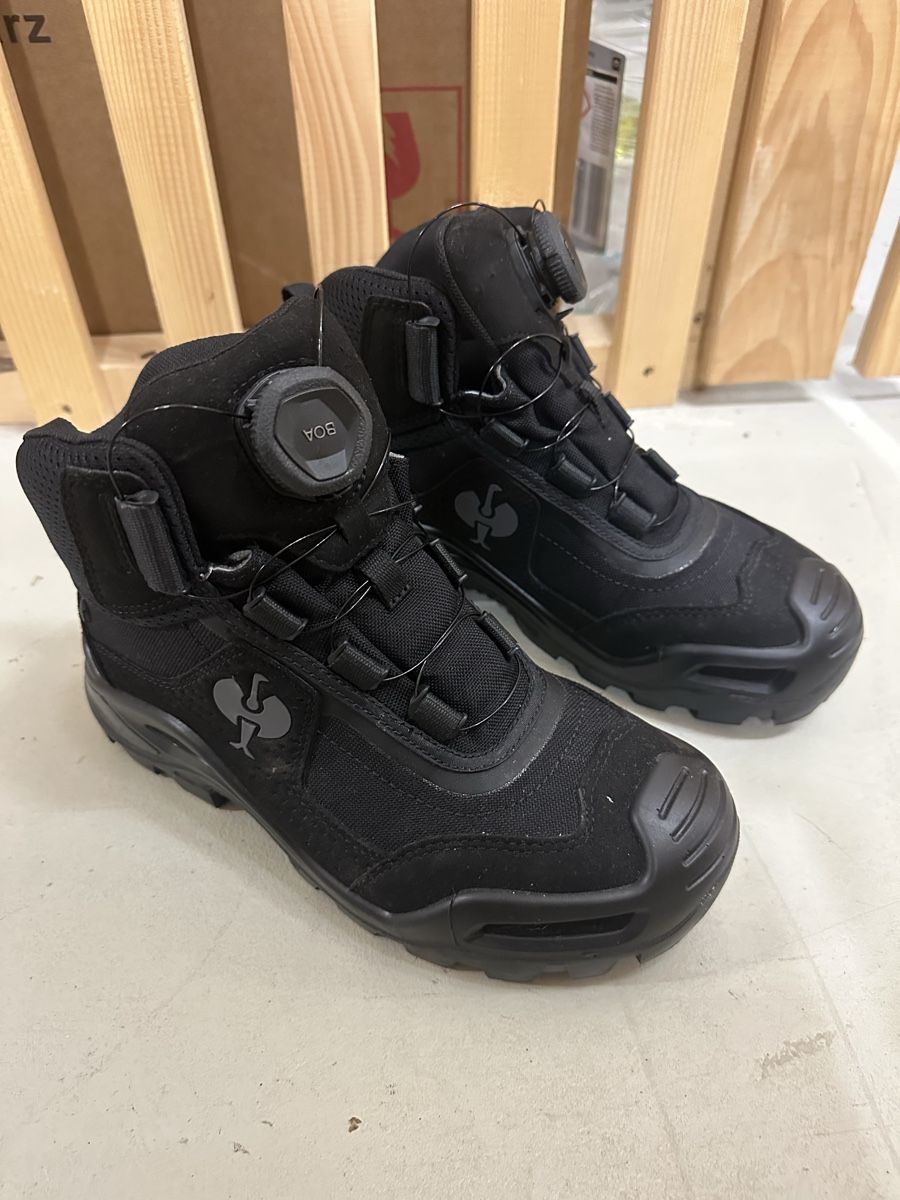 Engelbert Strauss Scarpe da uomo: Engelbert Strauss Schuhe 39. – Nuovo e nell'imballaggio originale da Weiach venduto da mil_benz