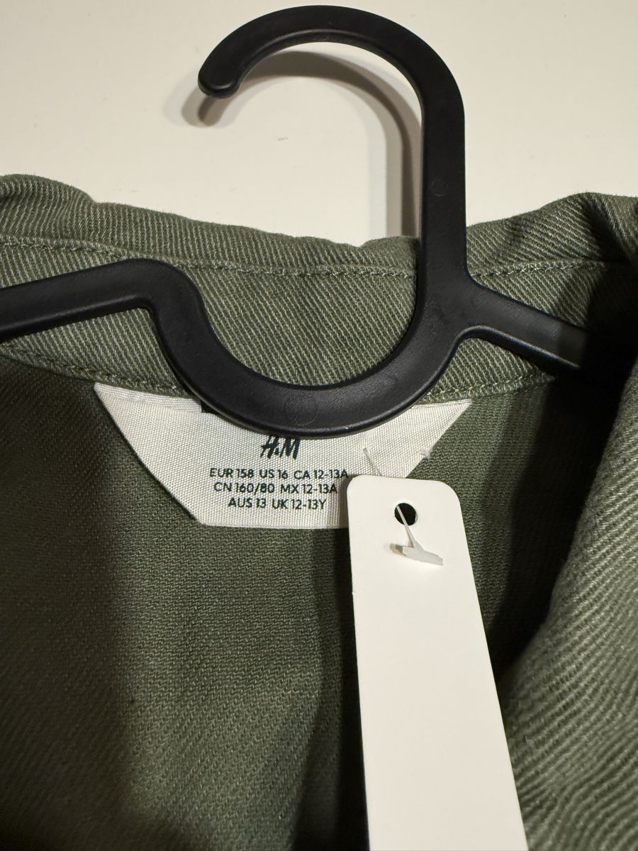 H&M Vestes & Manteaux: Jackett H&M Khaki Grösse 158  – D'occasion à Zürich par Denise-8050 1