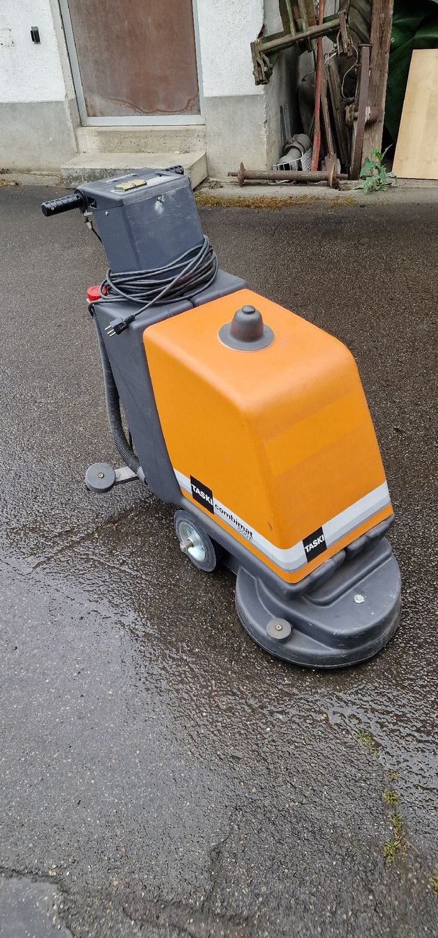 Toutes les machines: TASKI Combimat 500E – D'occasion à Tagelswangen par Axel_36 2