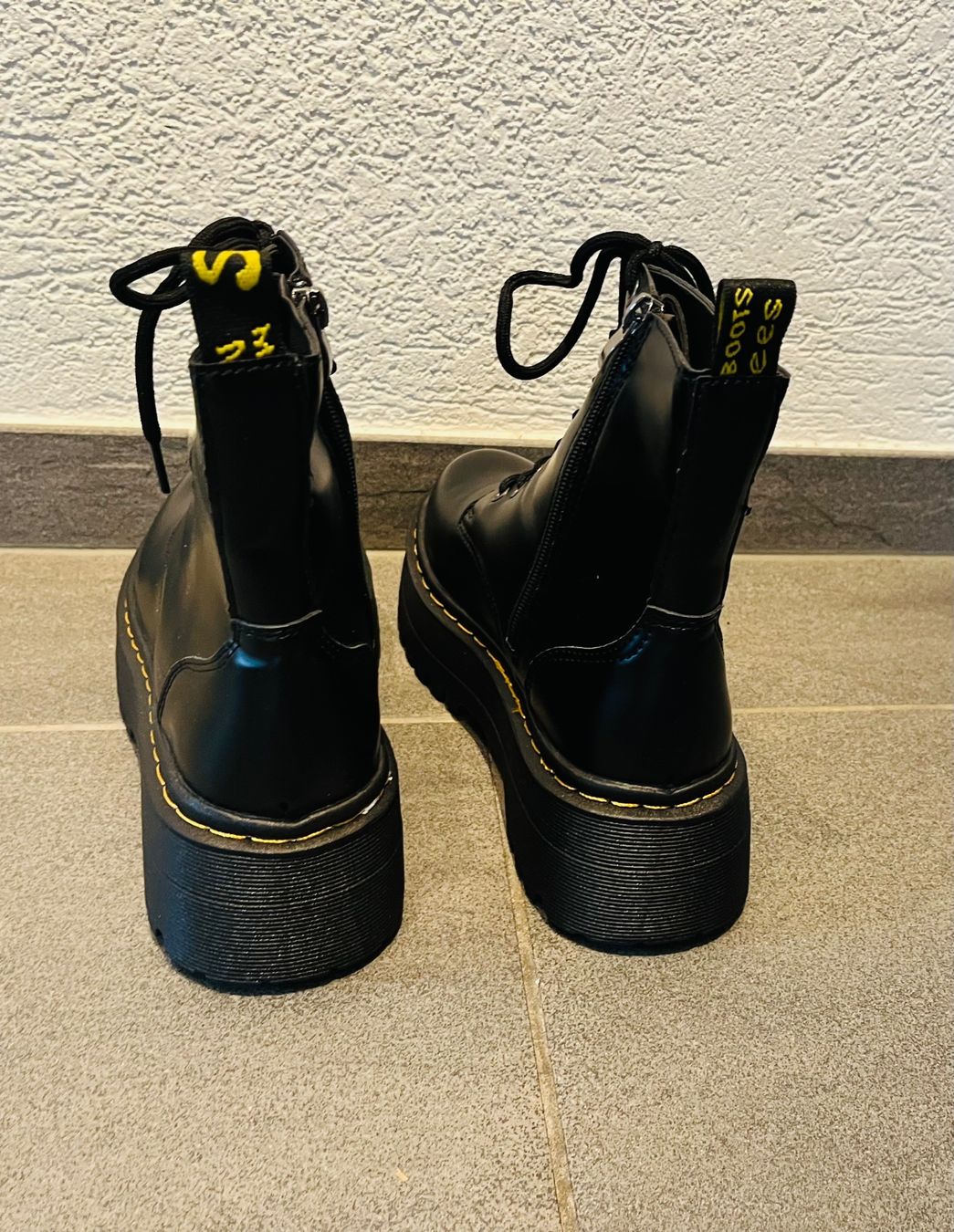 Scarpe da donna: Boots Damen – Nuovo (secondo la descrizione) da Hölstein venduto da Juvia 2
