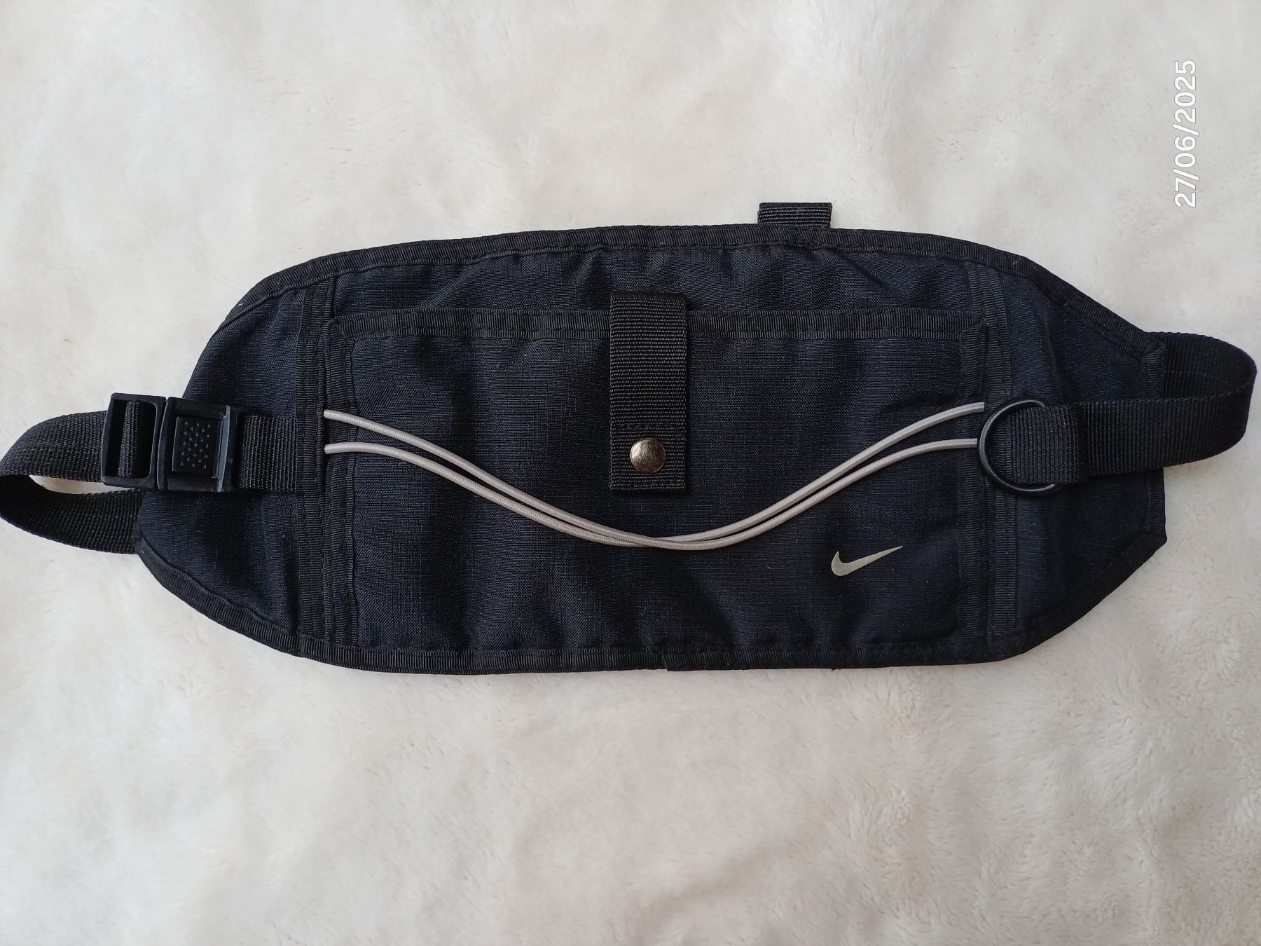 Nike Borse: Gürteltasche - Marke: Nike – Usato da Würenlos venduto da Abracadabra26