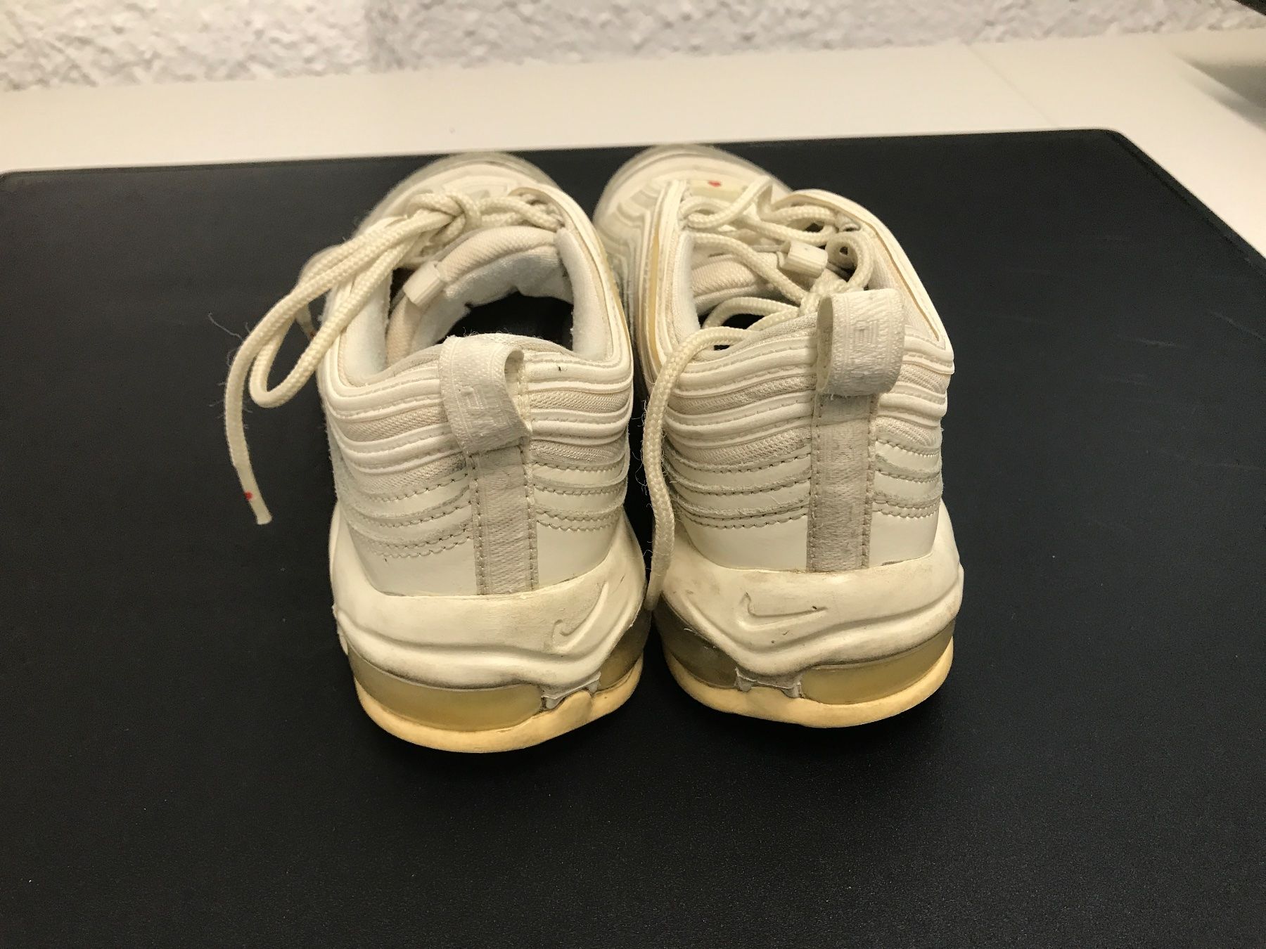 Nike Scarpe da donna: Nike Air Max 97 Valentine Edition Gr 40,5 – Usato da St. Margrethen SG venduto da kellenbh 3